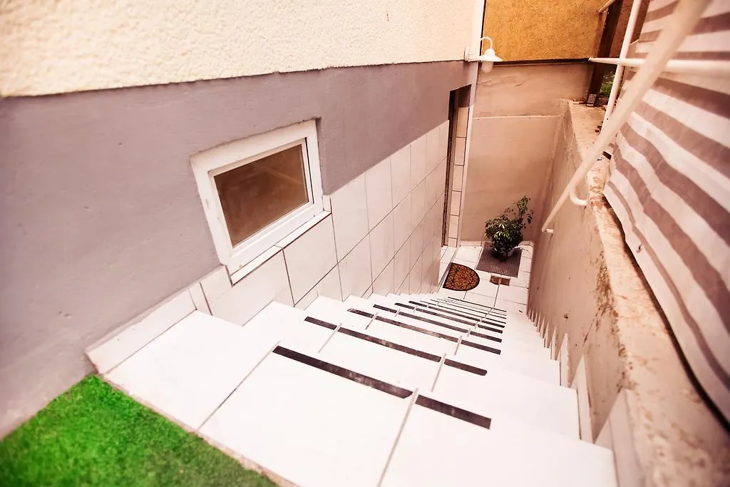 Basement Apartment Cologne